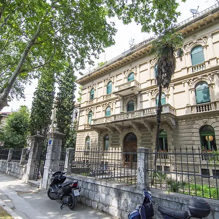 Apartman Emma *